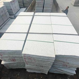 山南芝麻白毛板，石材毛板