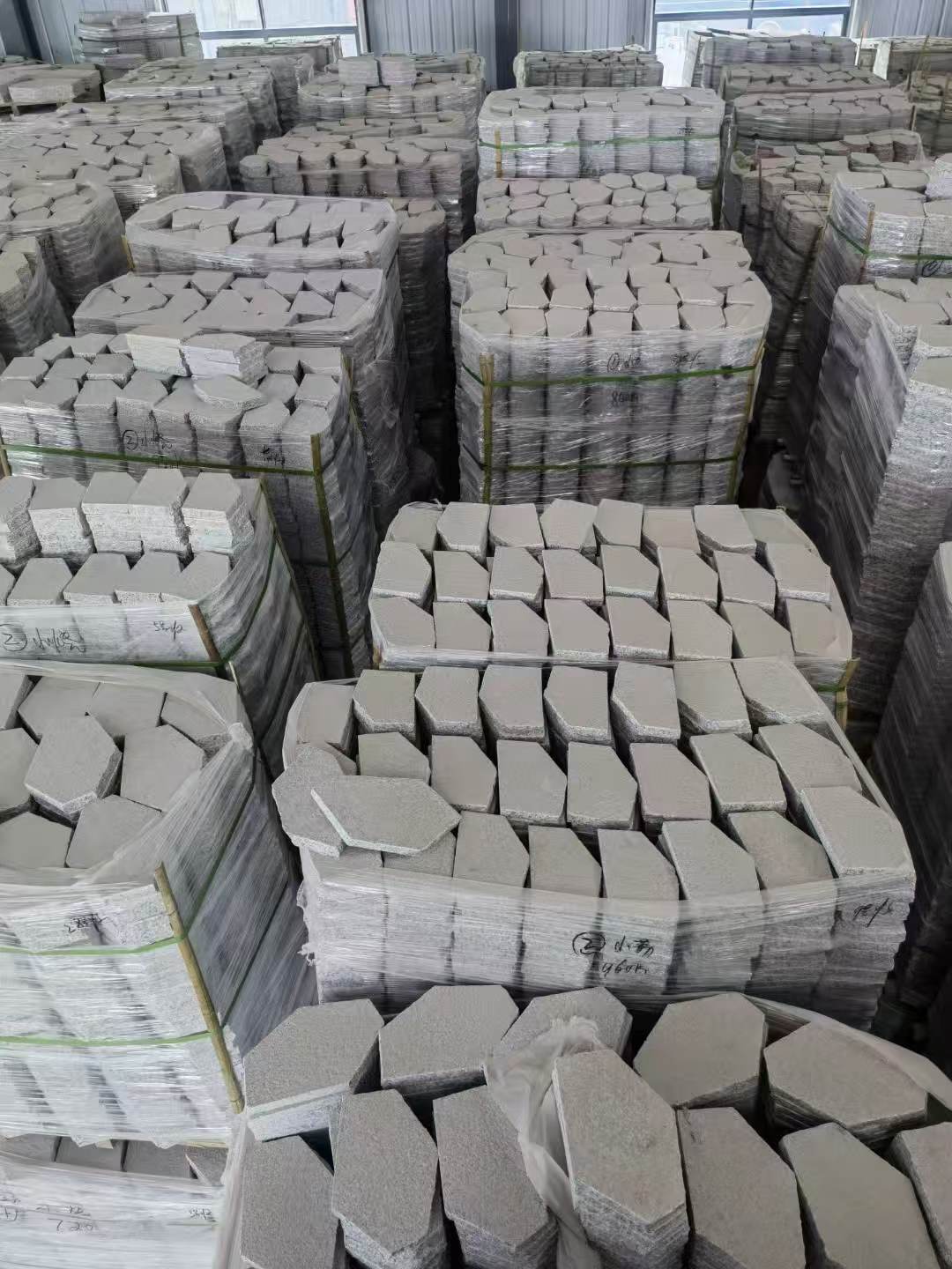 山南芝麻白石材冰裂纹，碎拼。