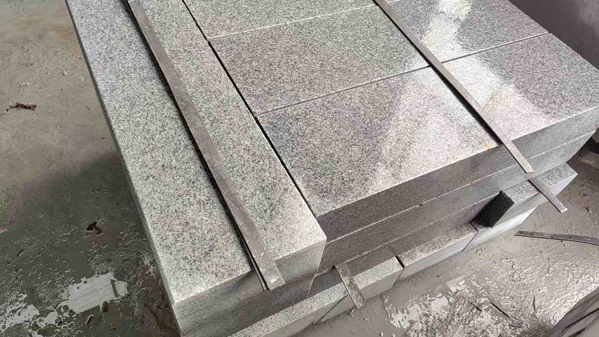 山南芝麻灰 芝麻白 路牙石 路侧石 马路牙子